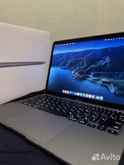 Macbook Air 13 2020 M1 16/256 Gb