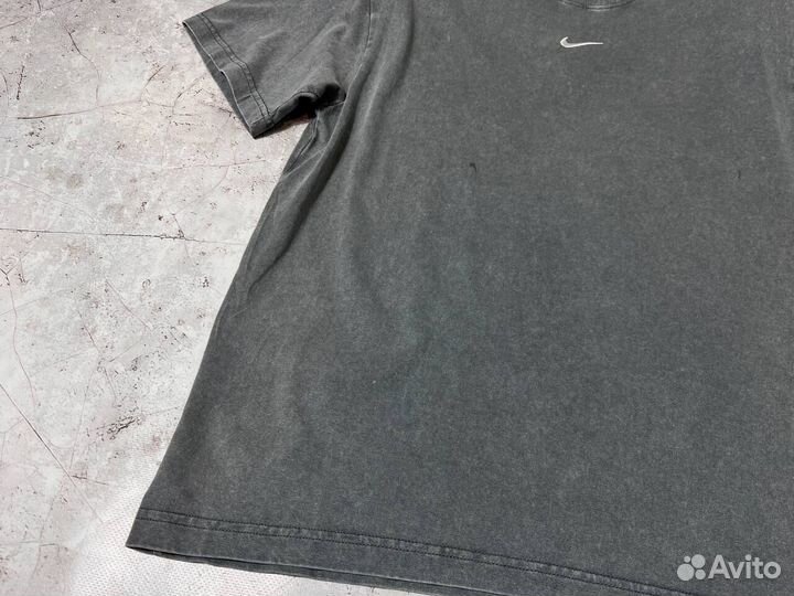 Футболки Nike