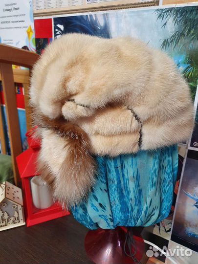 Шапки зимние норка 2 разные
