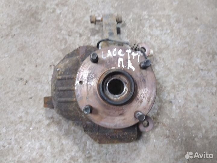 Поворотный кулак передний Chevrolet lacetti