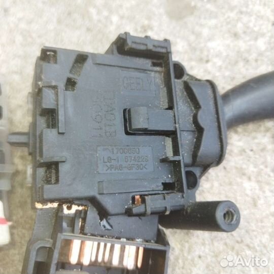 Подрулевой переключатель левый/правый Geely MK