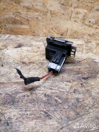 Часы Volkswagen Passat B7 CC