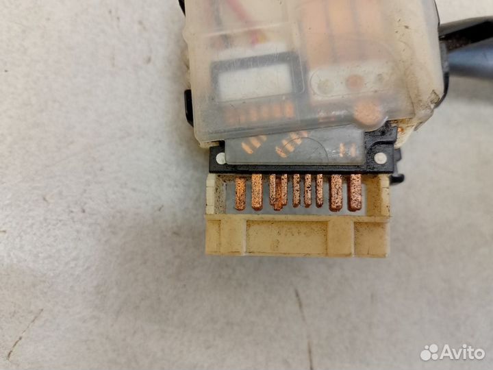 Переключатель поворотов подрулевой