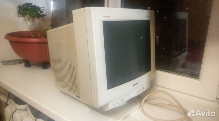 Раритетный монитор Sony Trinitron