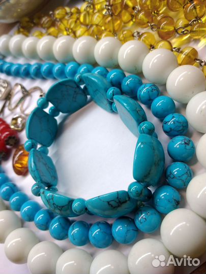 Шкатулочка с винтажными украшениями