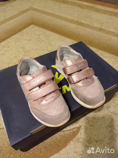 Кросовки для девочки