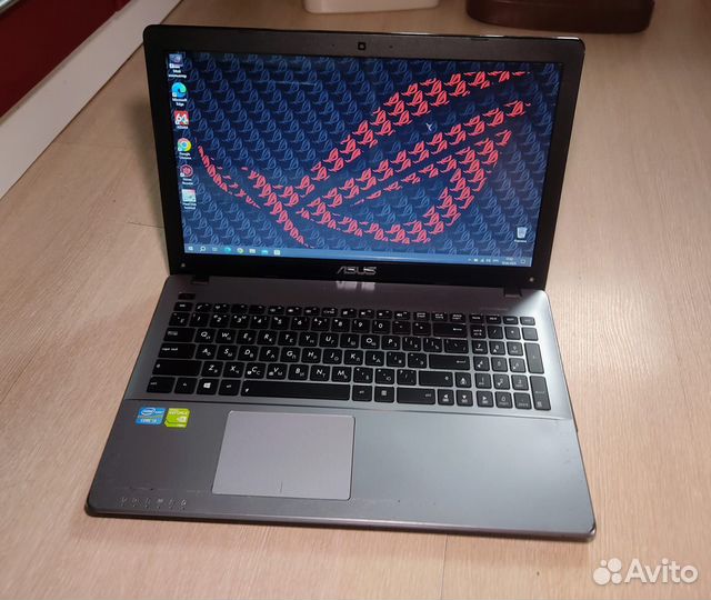 Ноутбук Asus x550c