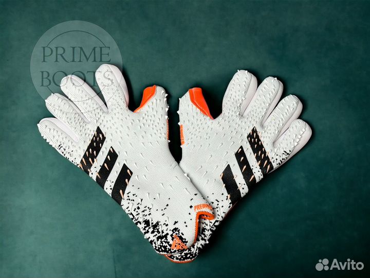 Вратарские перчатки Adidas