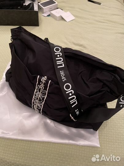 Сумка женская новая черная Италия