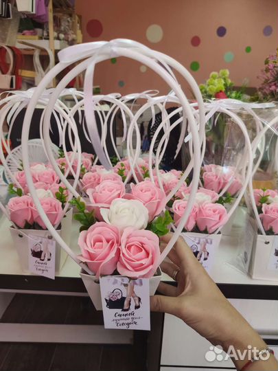 Букет из мыльных роз на 1 сентября