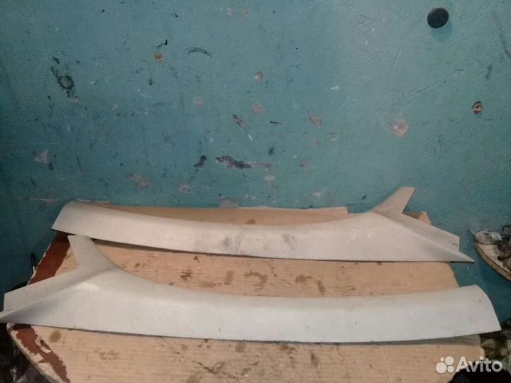 Накладка на переднию стойку Peugeot 206