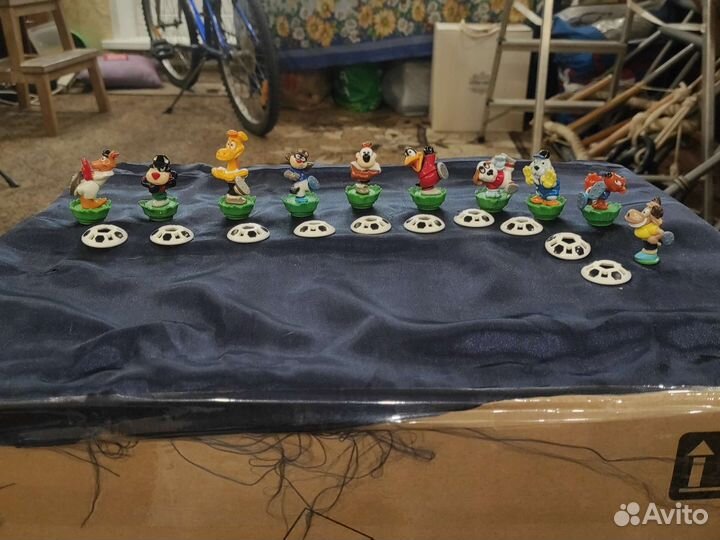 Игрушки из киндера