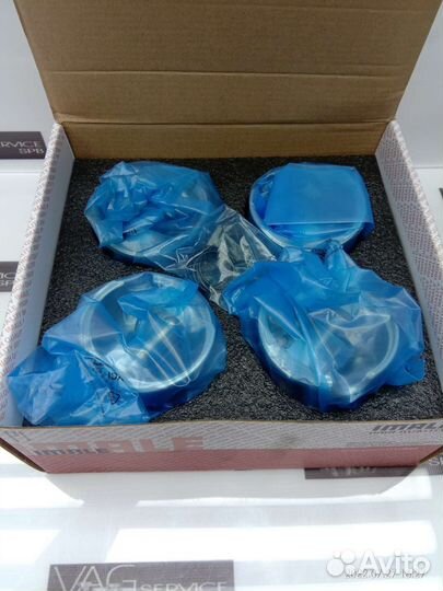 Комплект новых поршней VW VAG 2.0 TDI CAA CKT CKU