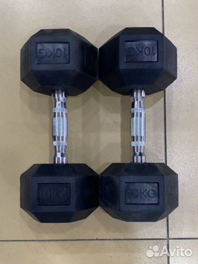 Гантели по 10 кг
