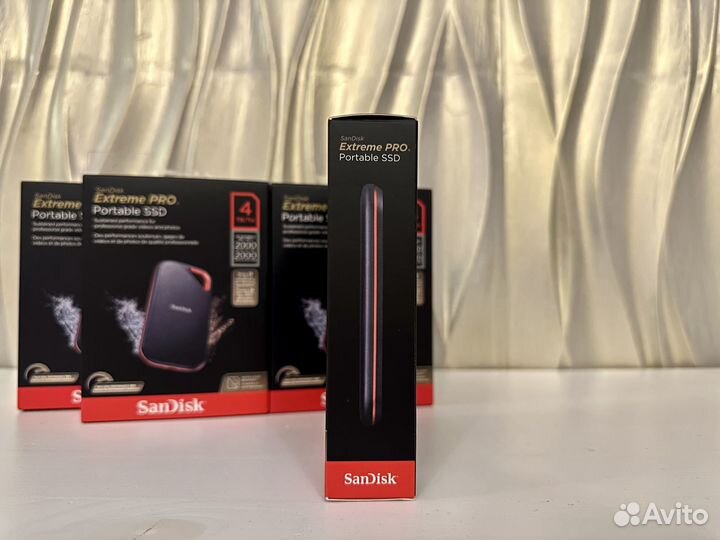 Внешний Sandisk 4TB Extreme PRO Portable SSD V2