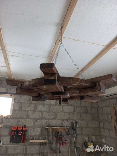 Люстра потолочная