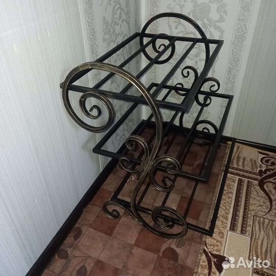 Кронштейн для цветов