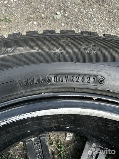 Dunlop SP Winter Ice 03 205/65 R16 99T