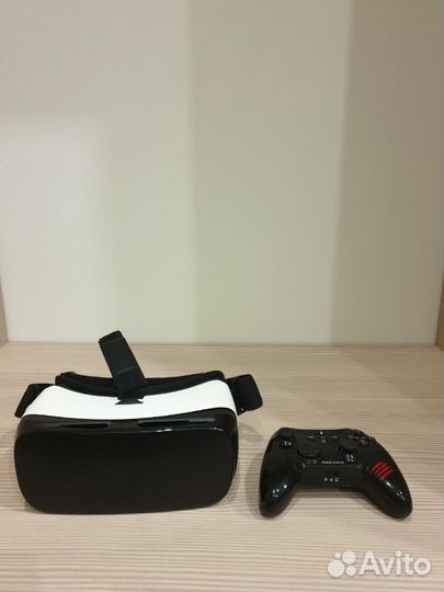 Очки вирт. реал. samsung Gear VR+ геймпад Mad Catz