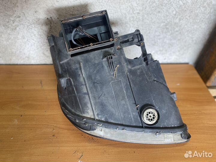 Фара левая Porsche Cayenne 955 ксенон оригинал