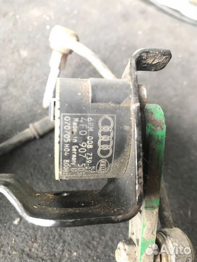 Датчик высоты дорожного просвета Audi A6