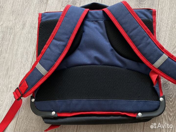 Портфель школьный