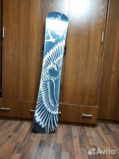 Сноуборд с креплениями(ремешковое)