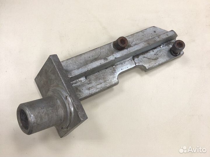 Matra 3230 Зажимное устройство двигателя