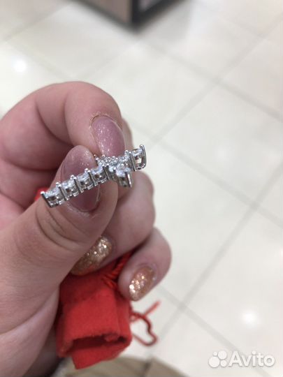 Серебряный крестик