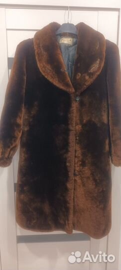 Шуба мутоновая 48 50 до колен