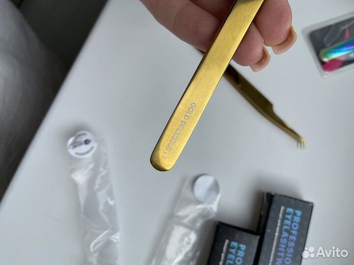 Пинцет для ресниц