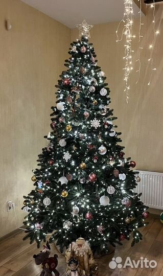 Елка искусственная Джулия 240 см