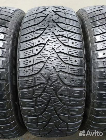 Bridgestone Blizzak Spike-02 SUV 265/60 R18 114W