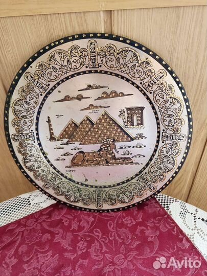 Тарелка металлическая