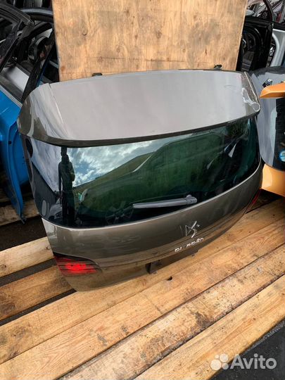 Крышка дверь багажника Citroen DS 4