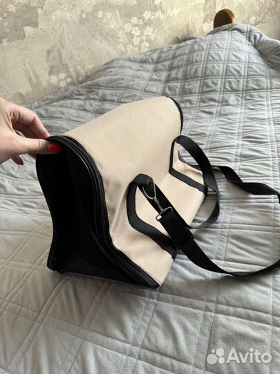 Переноска для собак и кошек