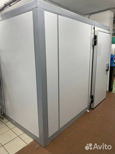 Монтаж холодильных камер