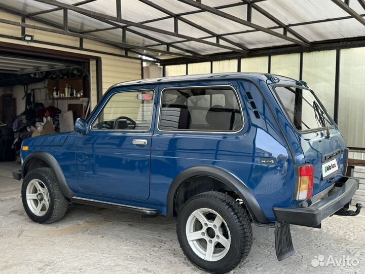 LADA 4x4 (Нива) 1.7 МТ, 2002, 75 200 км