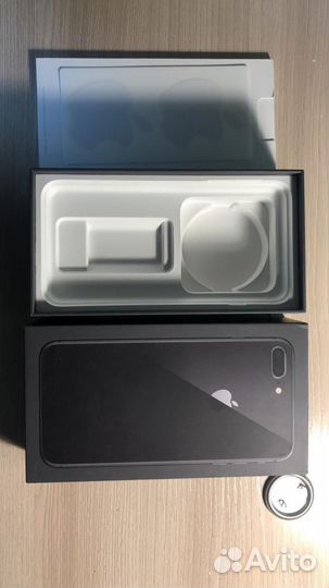 Телефон iPhone 8 plus