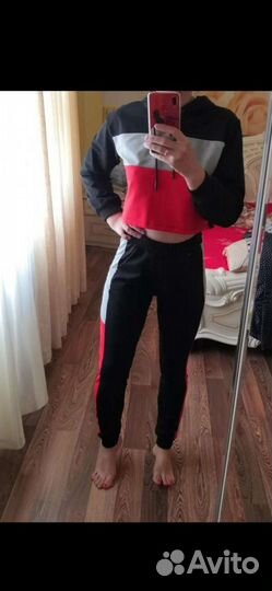 Спортивный костюм