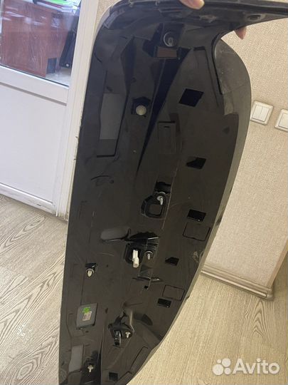 Спойлер крышки багажника Lexus RX