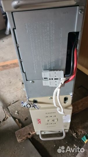Ибп APC Smart UPS 3000