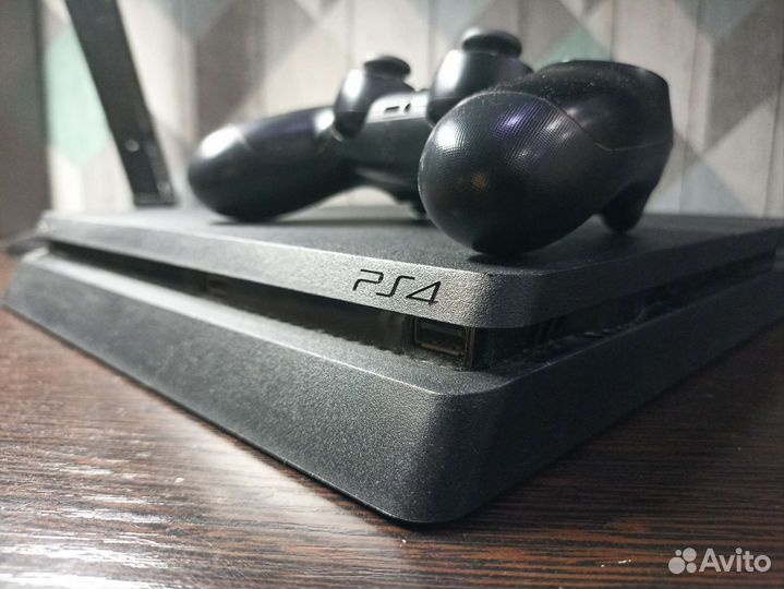 Sony PS4 slim 500гб + игры
