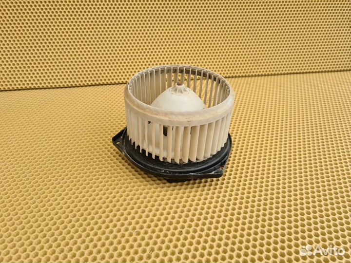 Мотор печки Infiniti