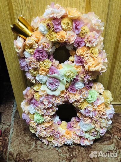 Цифра 1, 2, 3, 5, 8 на день рождения