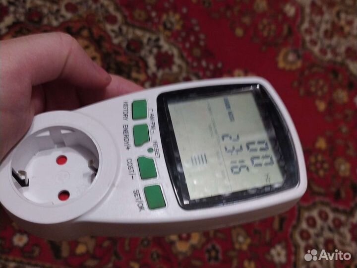 Розетка с ваттметром