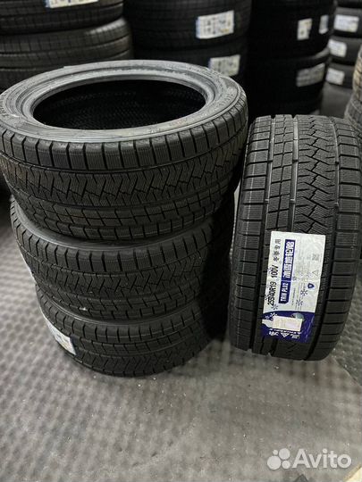 Triangle Snowlink PL02 255/40 R19 100V