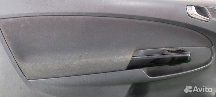 Обшивки дверей комплект Opel Corsa D 2011
