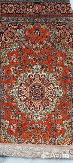 Ковер шерстяной