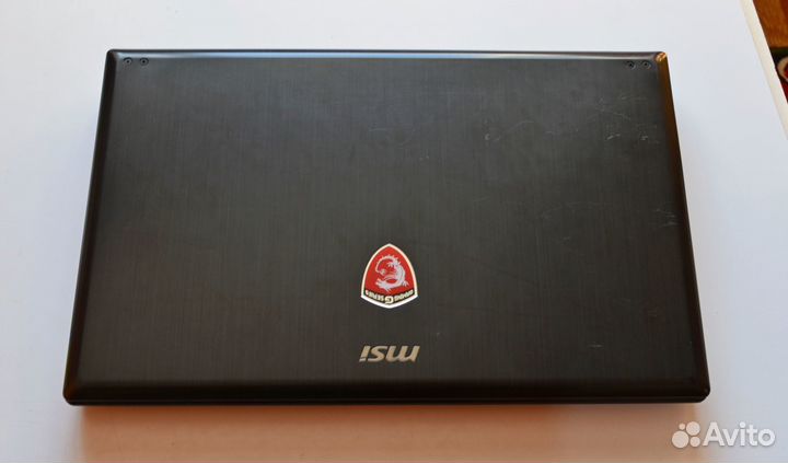 Игровой ноутбук MSI MS-16GH в хорошем состоянии